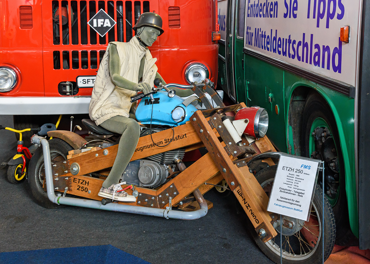 OF2_74440.jpg