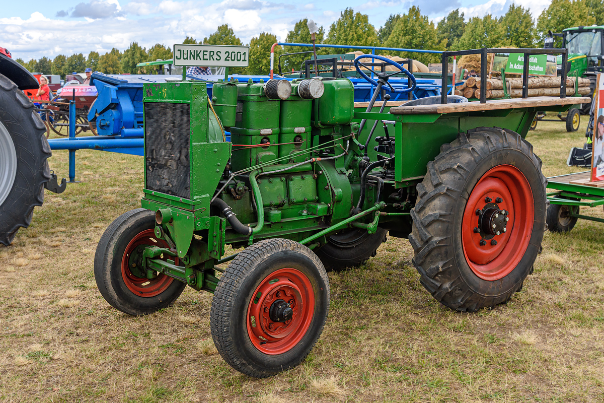 OF2_75184.jpg