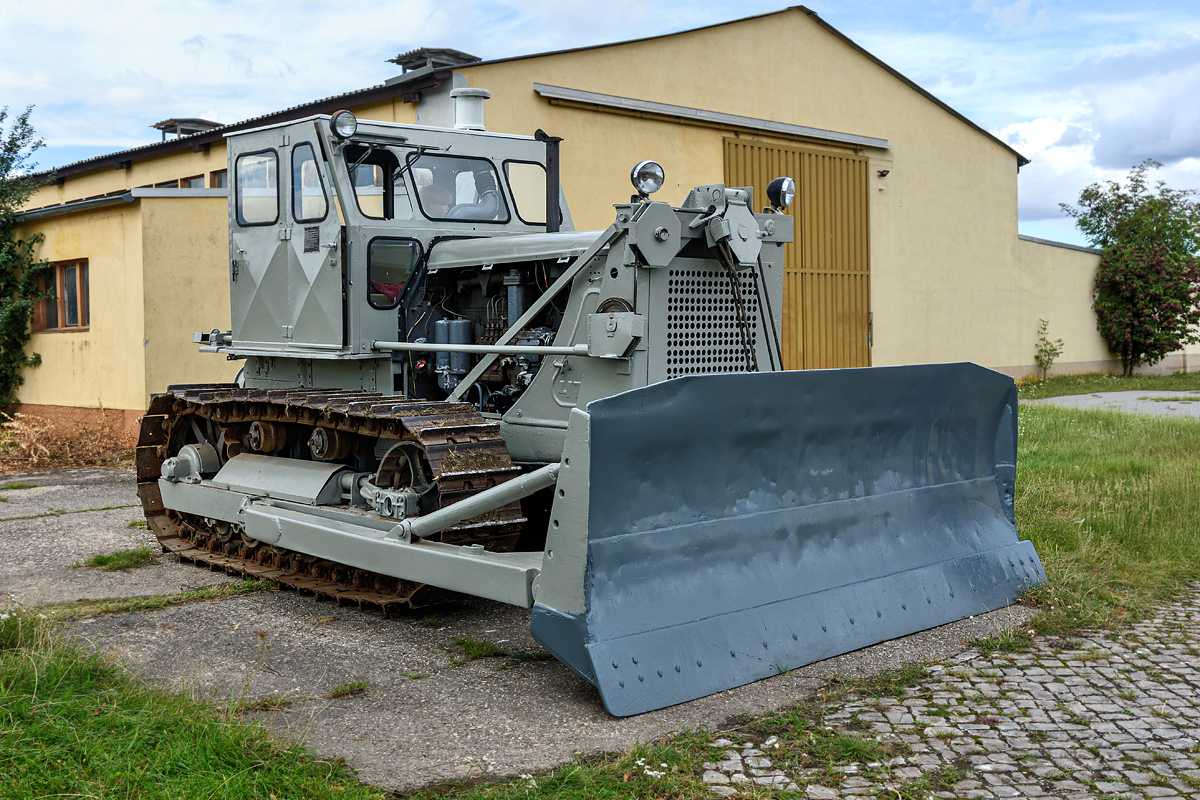 OF2_75290.jpg