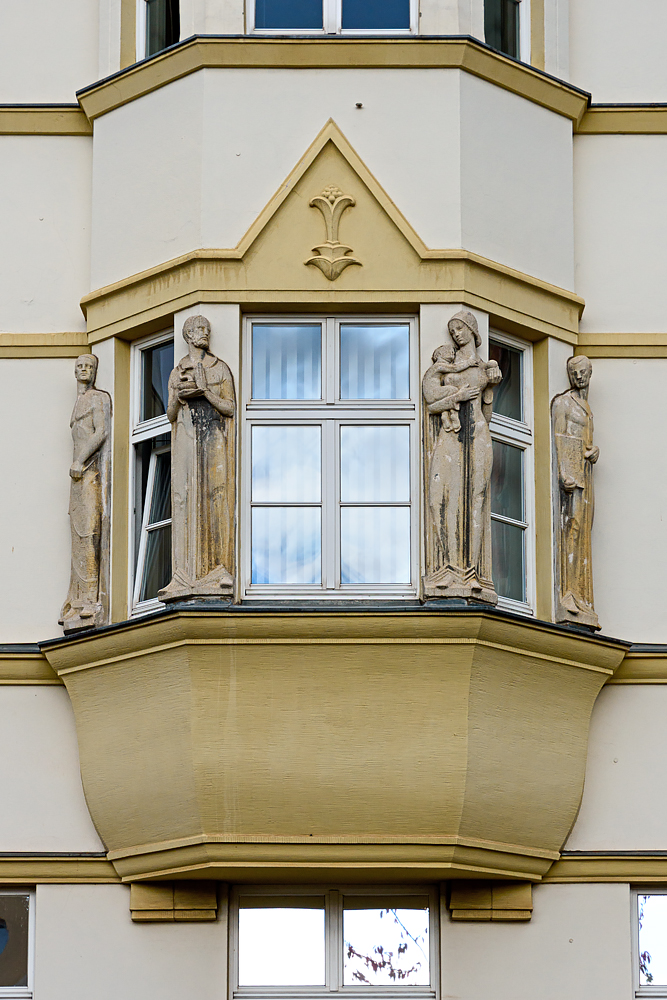 OF2_75696.jpg