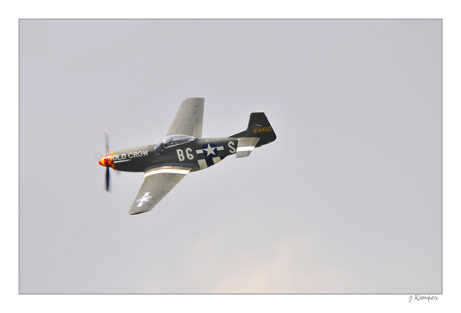 P 51 Mustang 4 gerahmt klein