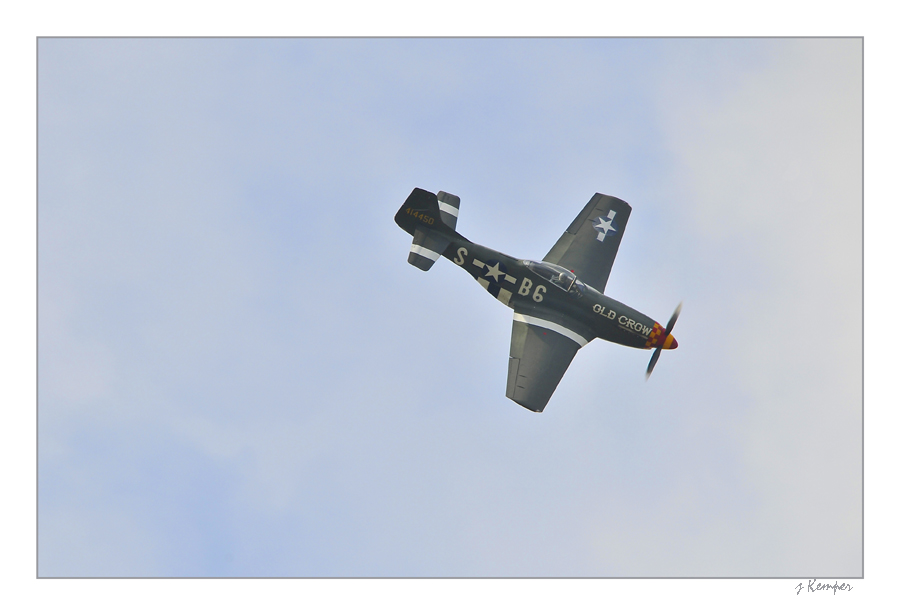 P 51 Mustang 6 gerahmt klein