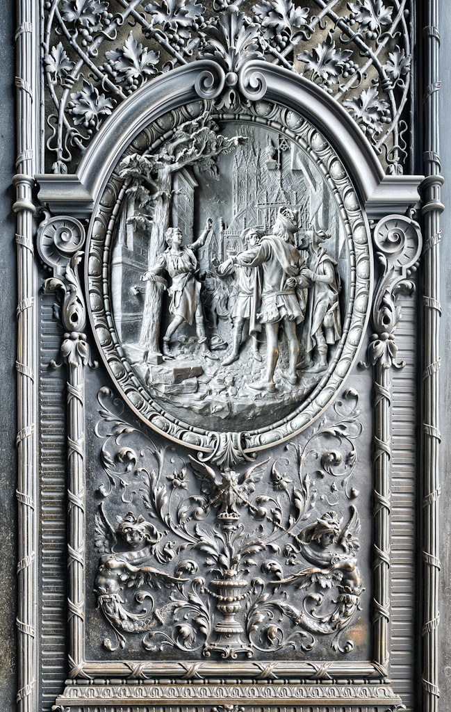 Palais Equitable 002