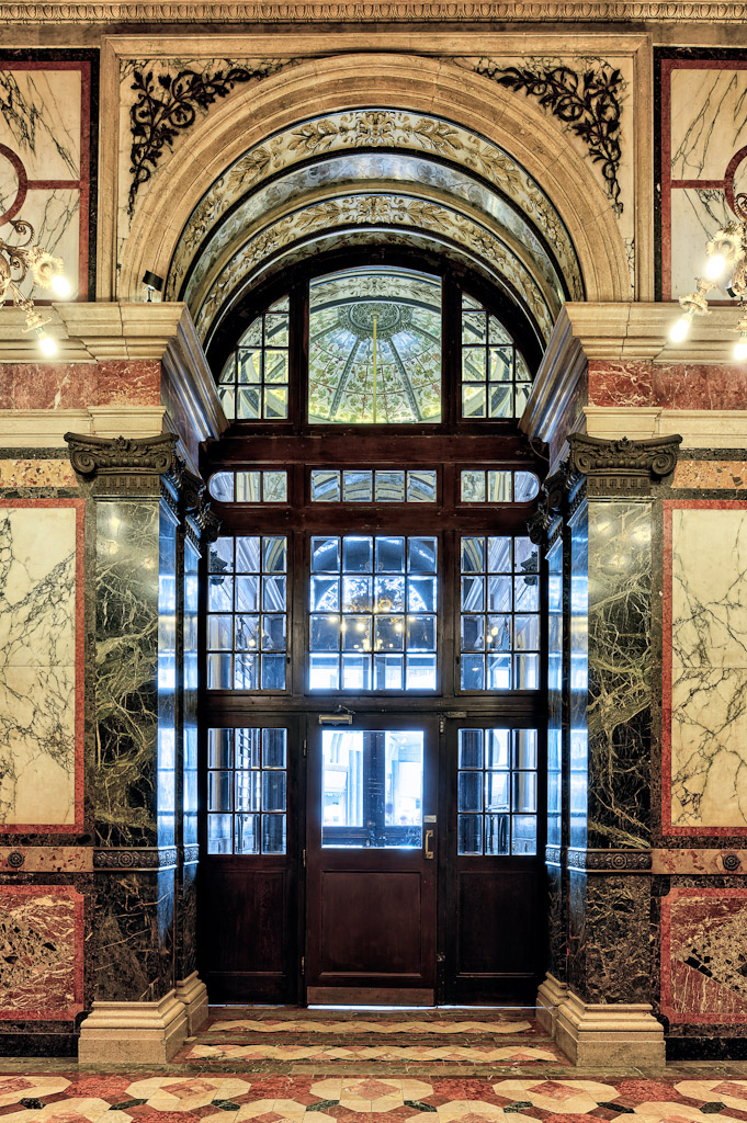 Palais Equitable 009