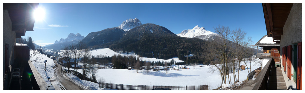 Panorama aus 9 Hochformat-Fotos der LEICA C-Lux2