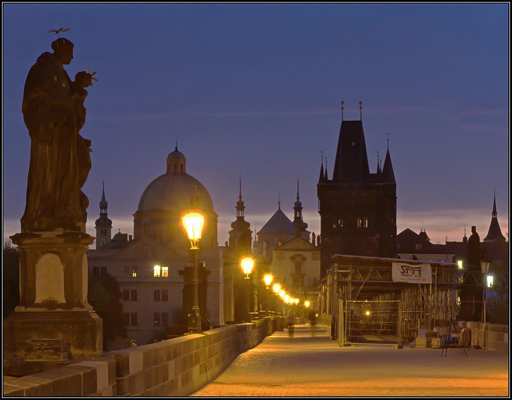 Panorama Prag 25% Crop