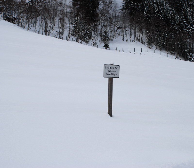 Parkplatz für Fischereiberechtigte