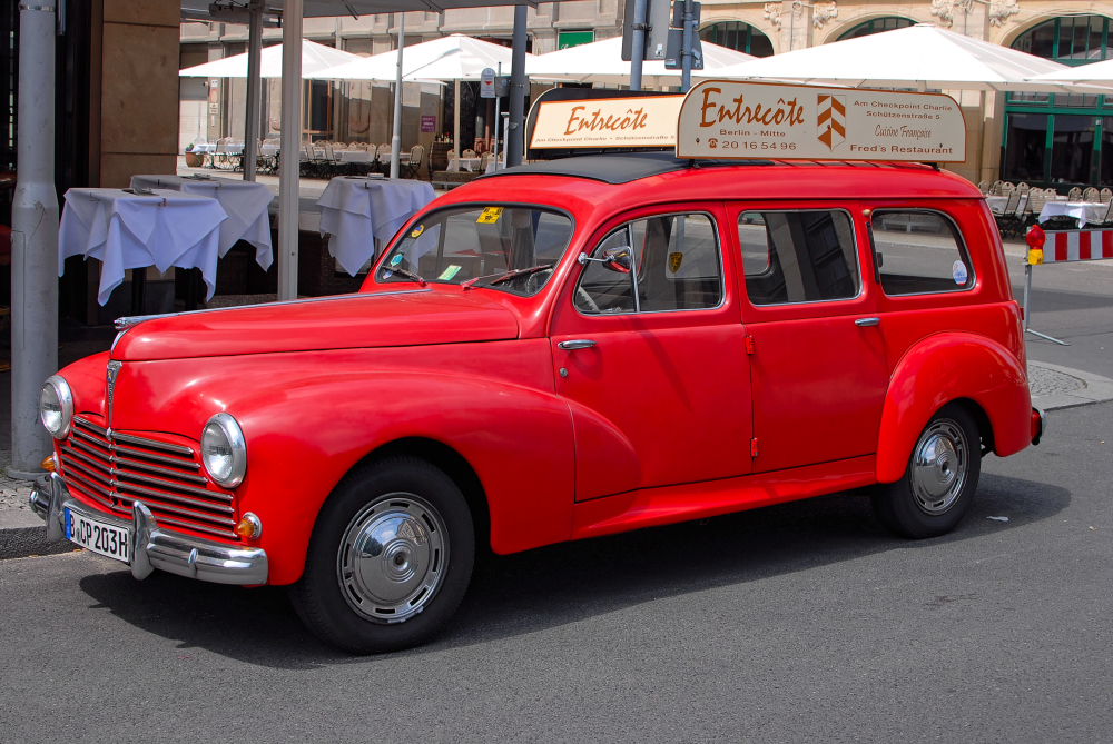 Peugeot Combi.jpg