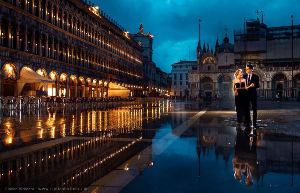 Piazza SanMarco, am Abend in Venedig Italien