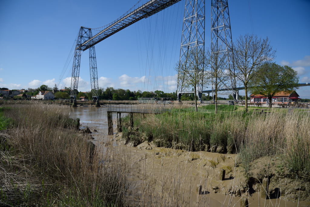 Pont Transbordeur, der Korb setzt sich in Bewegung 
DSE 0270