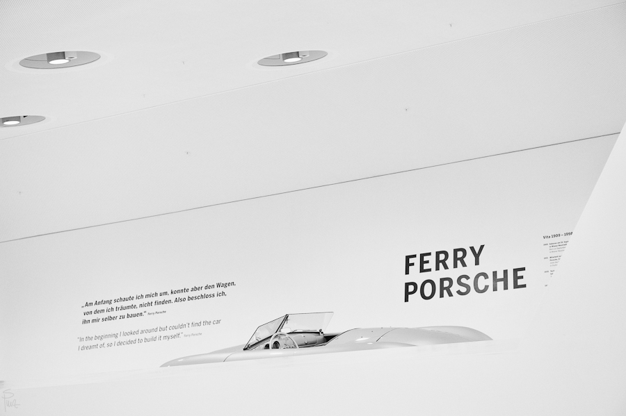 Porsche DSC1555 SW 900 NFF