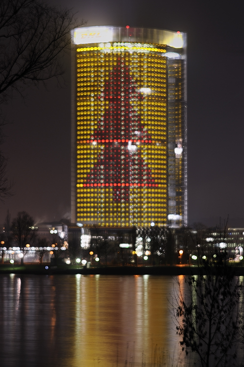 Post Tower im Advent Doppelbelichtung