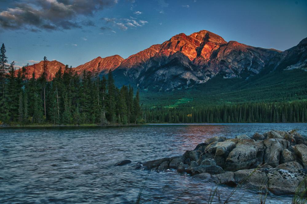 Pyramid Lake