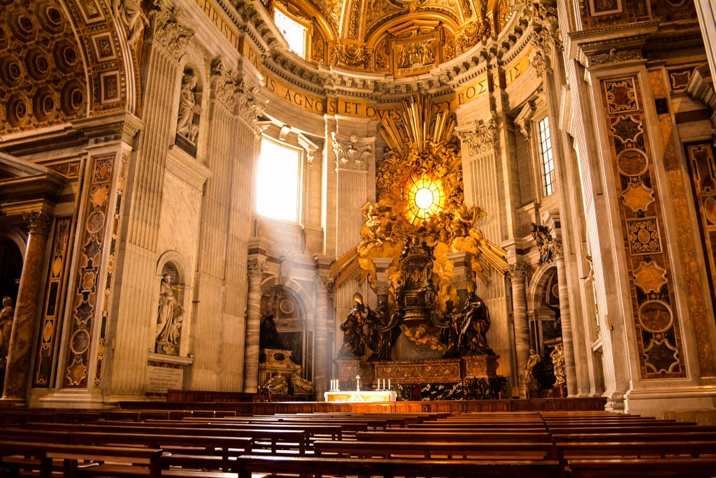 "Mit Gottes Segen" Oder "der Heiligenschein auf dem Altar des Papstes...