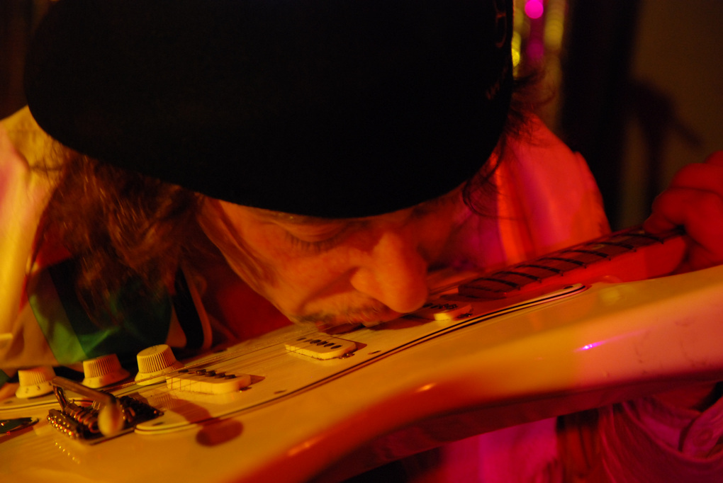 R.Hansson plays Jimmy