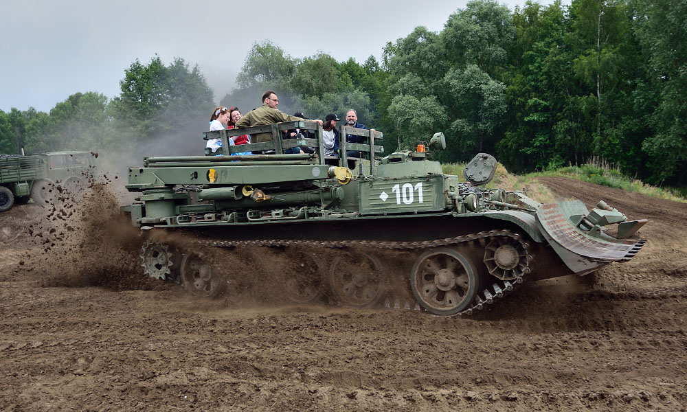 Race61, Panzer 2