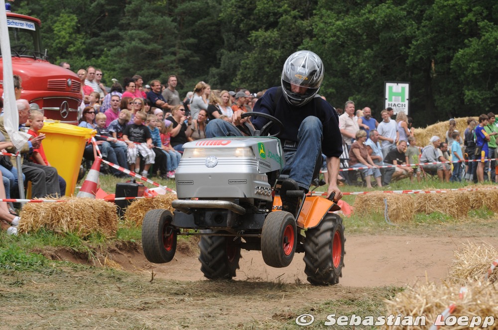 Rasenmäherrennen Neuhemsbach 2010