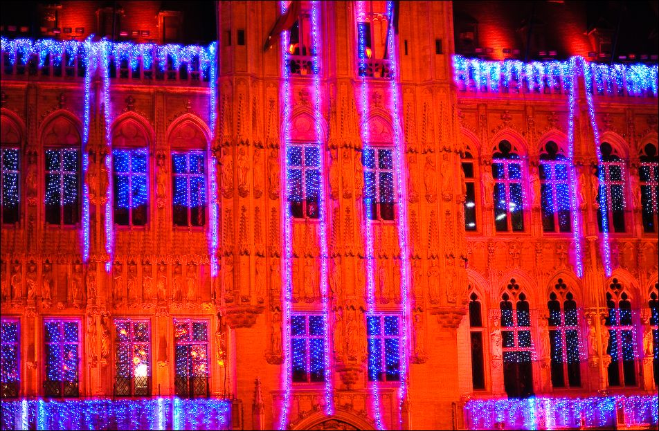 Rathaus im Weihnachtsglanz