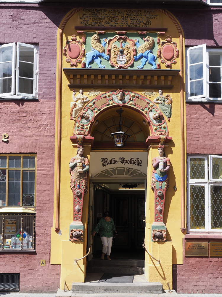 Raths Apotheke Lüneburg.jpg