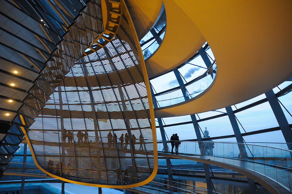 Reichstag blaue Stunde, Sonnenblende