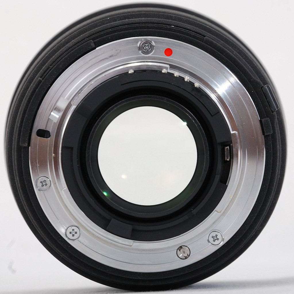 Repariertes Sigma AF 24/1.8D macro EX DG
