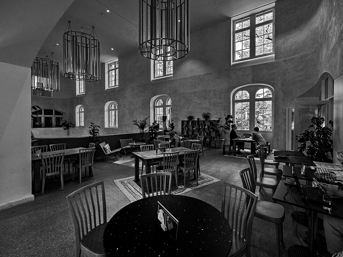 Restaurant.jpg