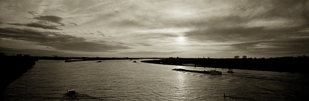 Rhein bei Wesel