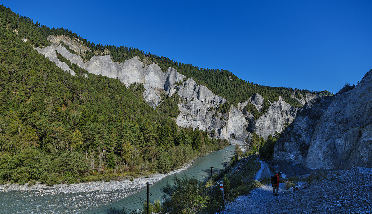 Rheinschlucht.jpg