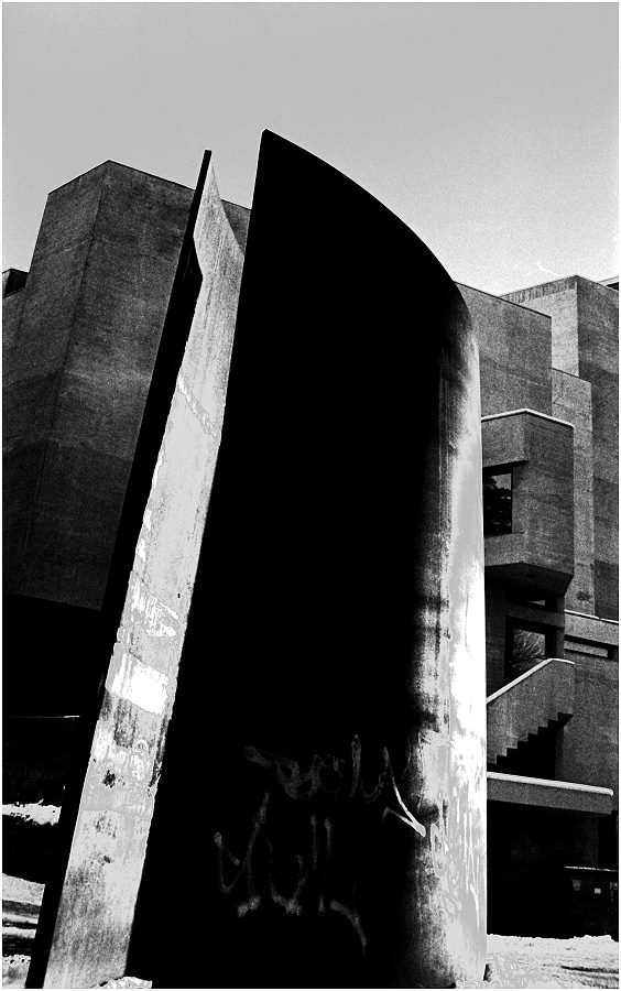 Richard Serra I.tif..tif.1