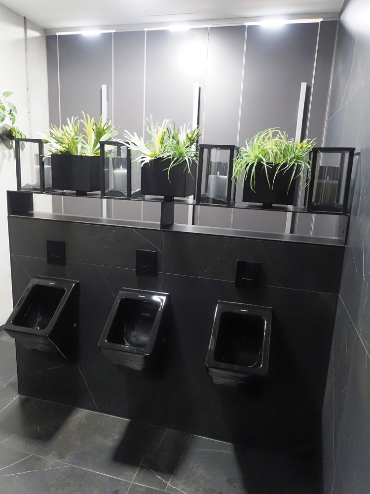 Riverside Urinale.jpg
