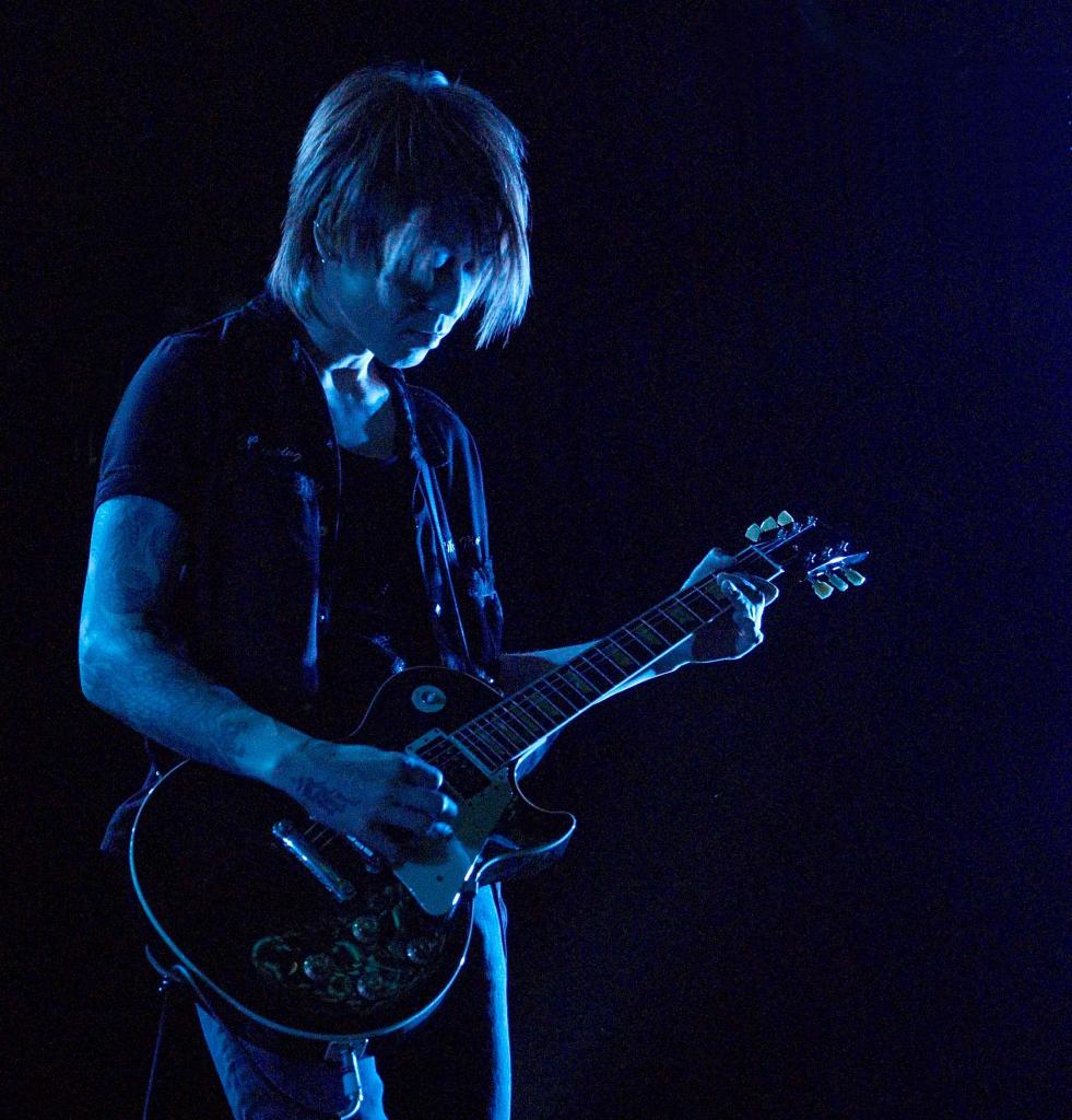 Ryutaro, Gitarrist der japanischen Rockband Plastic Tree