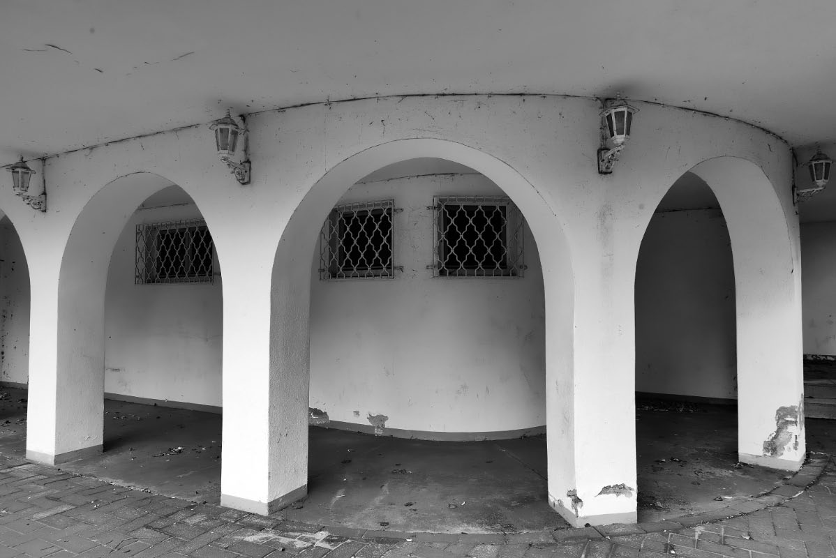 Säulengang BW_2.jpg