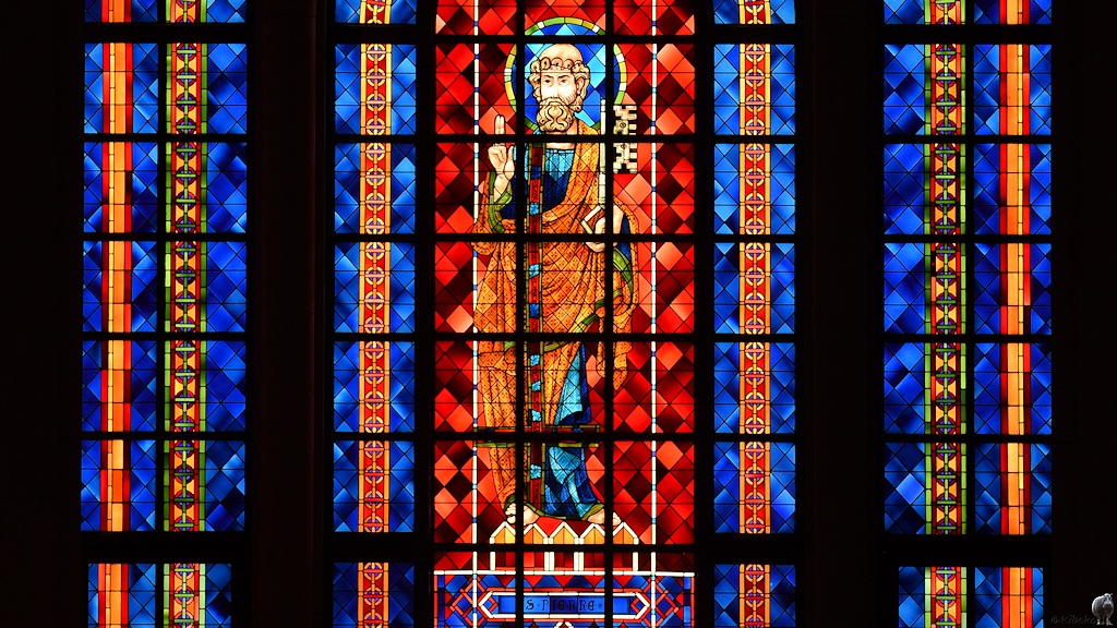 s175 Yamoussoukro Basilika SPierre 5969