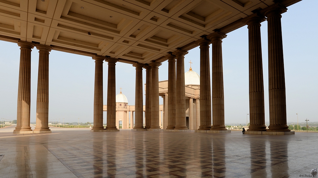s178 Yamoussoukro Basilika 9602