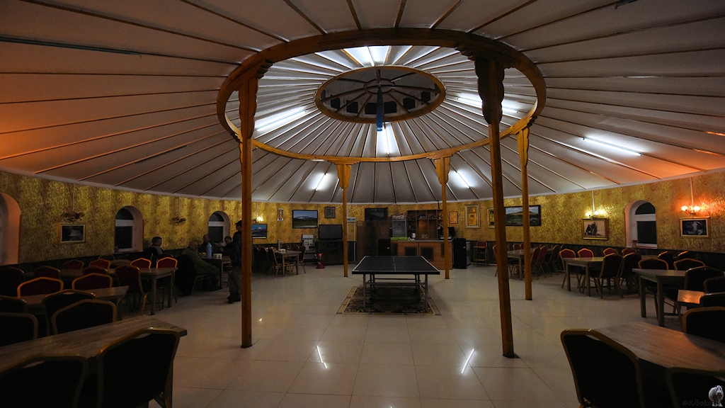 s596 Bajanbüüral Restaurant 2535