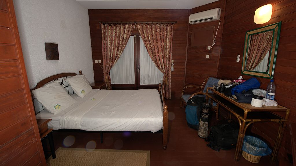 s690 Zimmer 5900  1