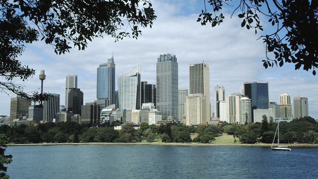 s733 040 030115 Sydney