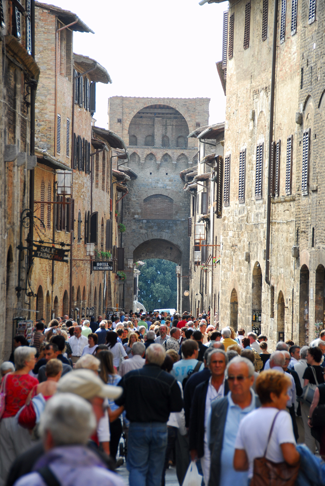San Gimignano Rush Hour.jpg