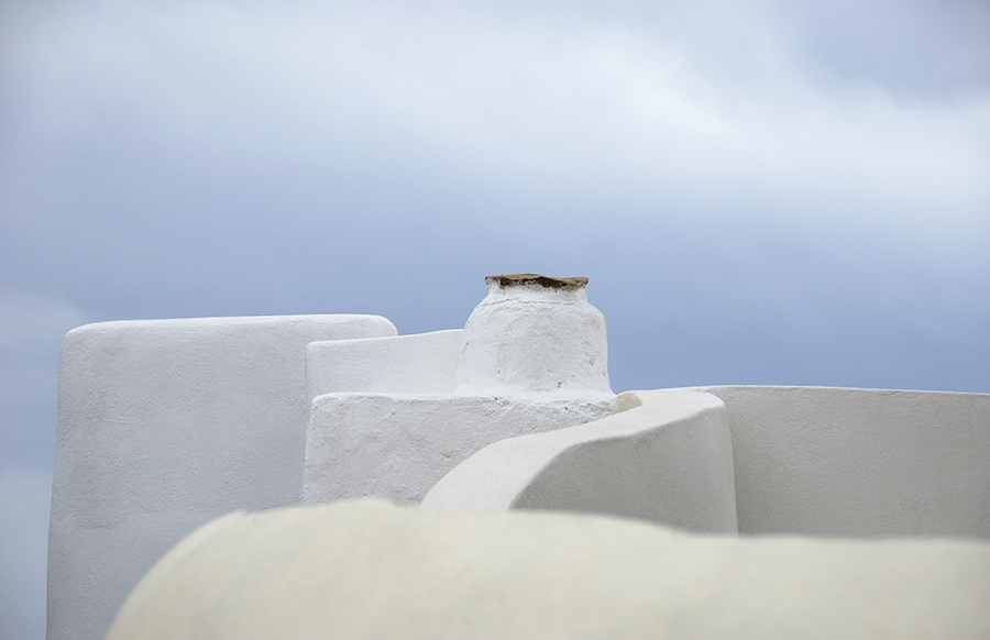 Santorin, Mauer weiss