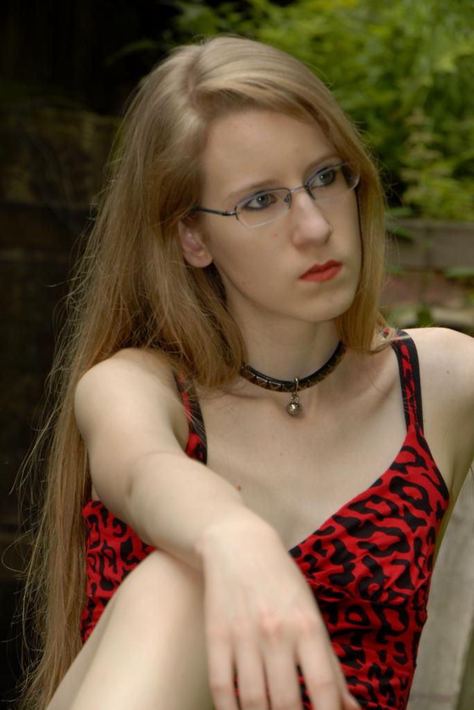 Sarah web DSC4559