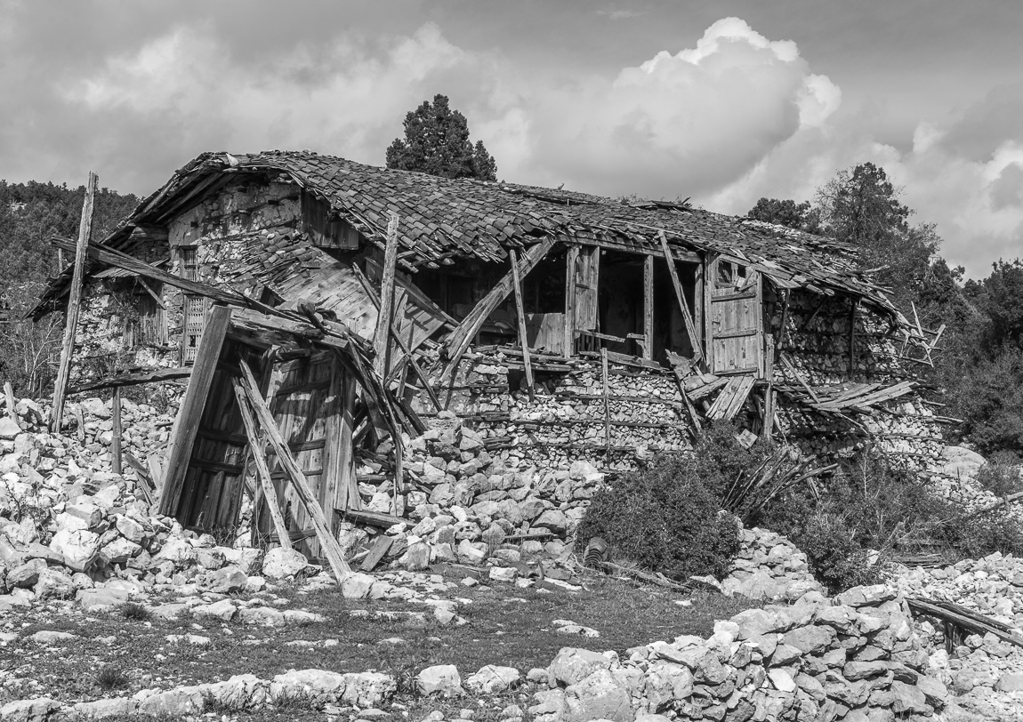 Sarihacilar