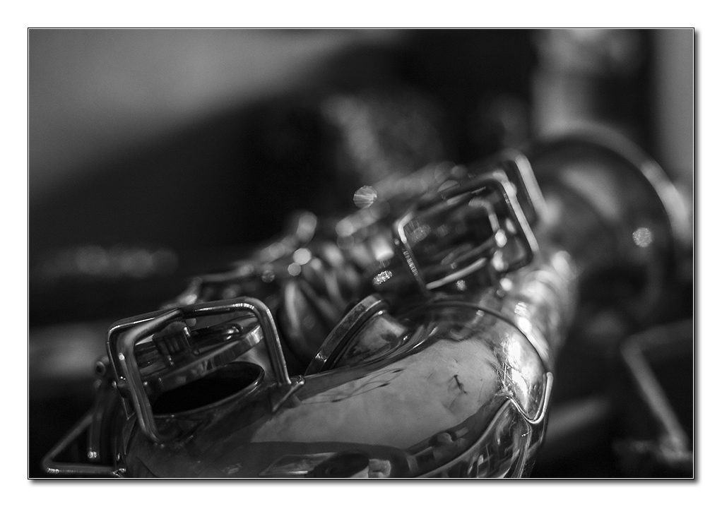 sax10