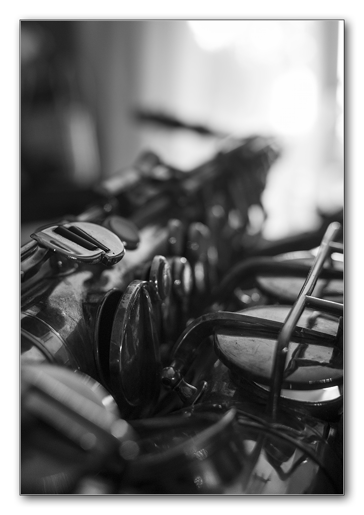 sax16