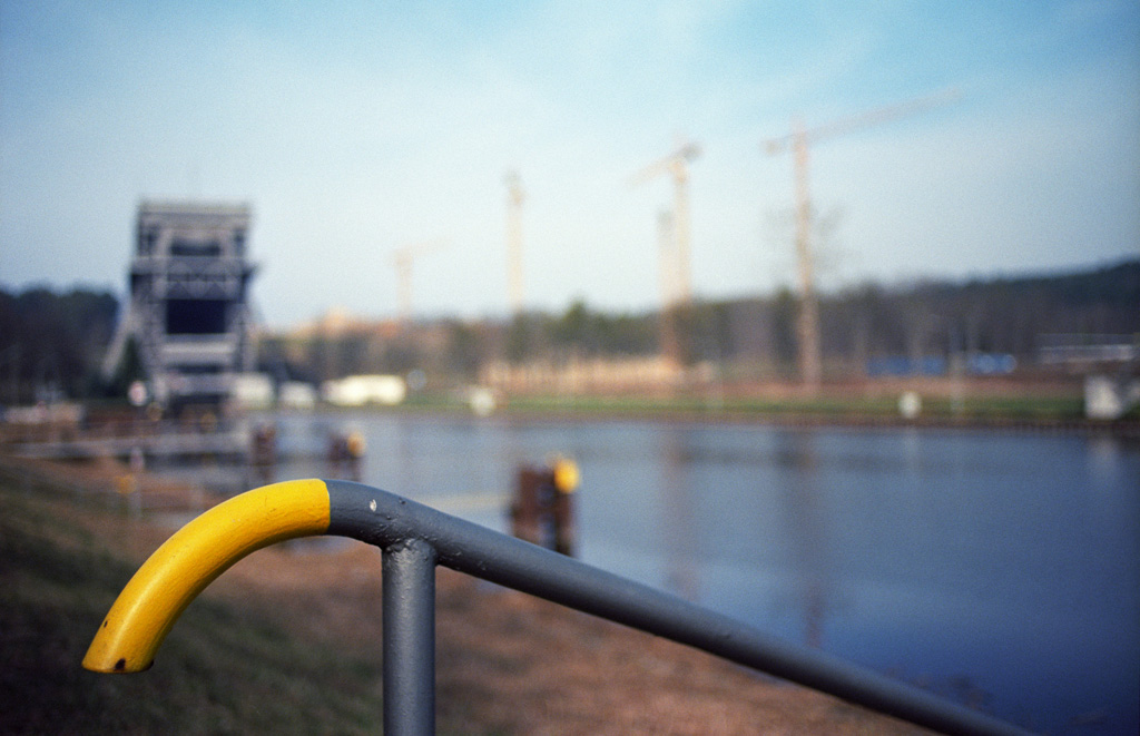 Schiffshebewerk Niederfinow

F4s | 35mm 1:2 Ai | Kodak Ektar 100 | Coolscan 5000