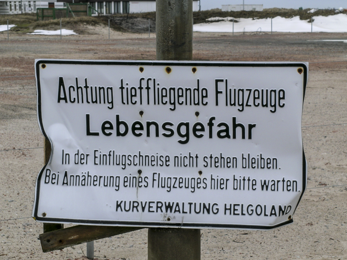 Schild Helgoland.jpg