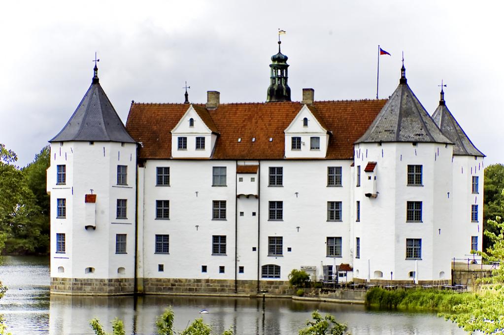 Schloß Glückburg /Nikon D80-18x105VR