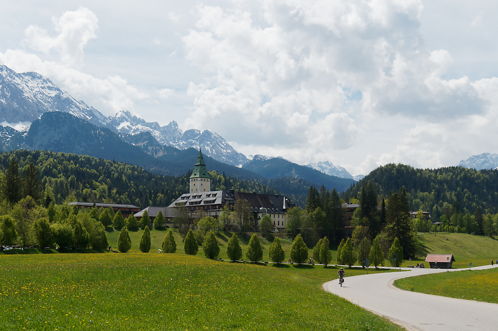 Schloss Elmau.jpg