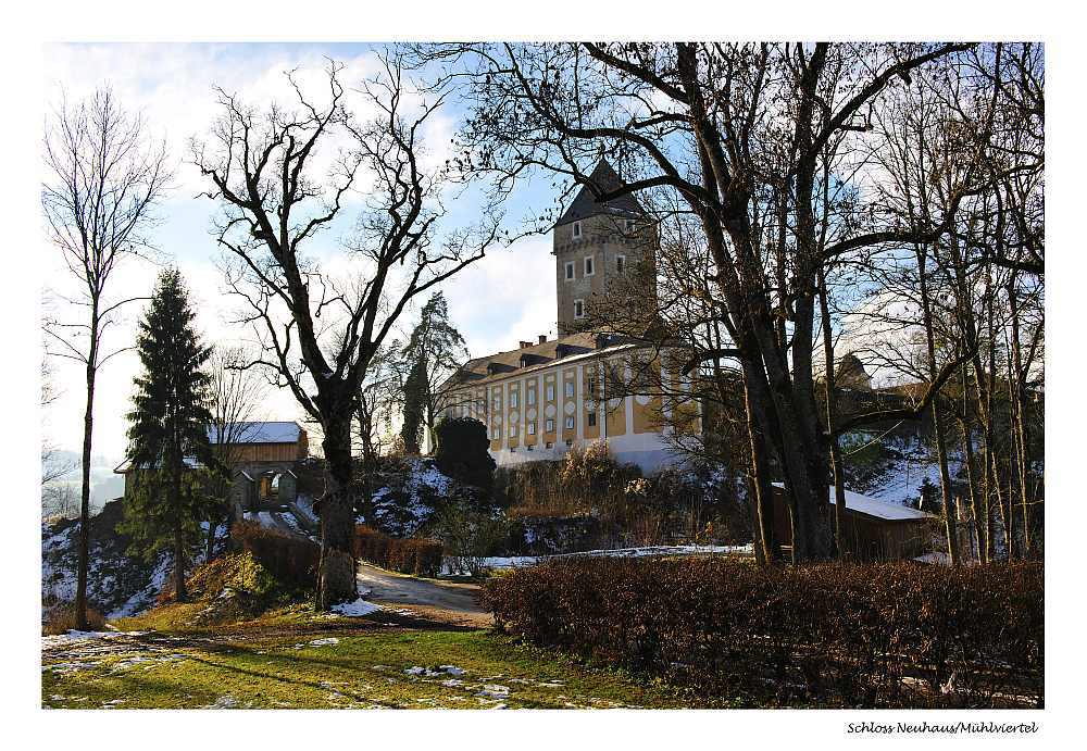 Schloss Neuhaus
