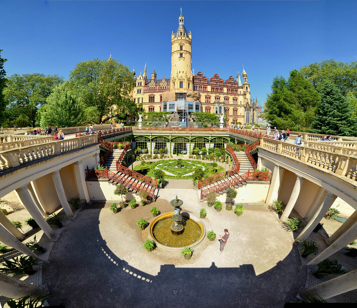 schloss schwerin 1200