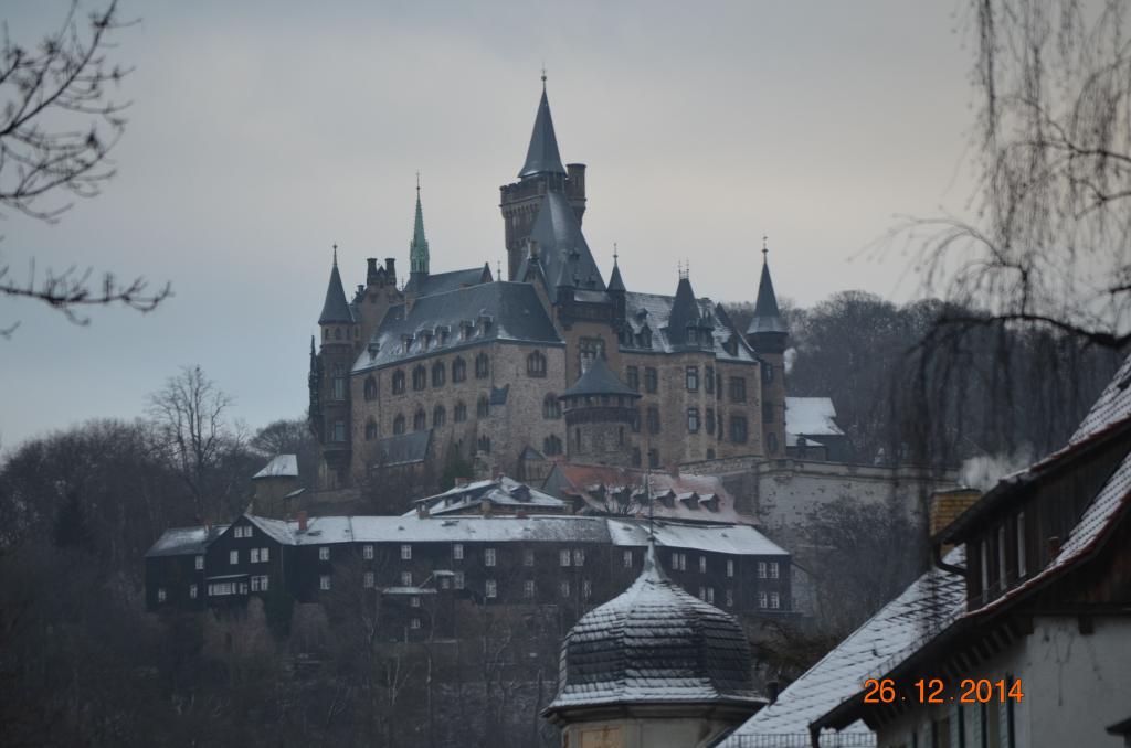 Schloss Wernigerode mit einem Hauch von Winter